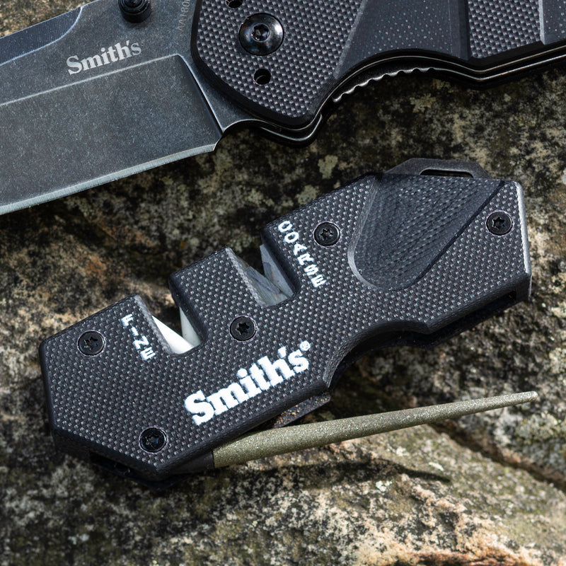 Smith's Sharpeners PP1 Mini Tactical Sharpener Ceramic Carbide Slots Diamond Rod 50982 -Smith´s Sharpeners - Survivor Hand Precision Knives & Outdoor Gear Store