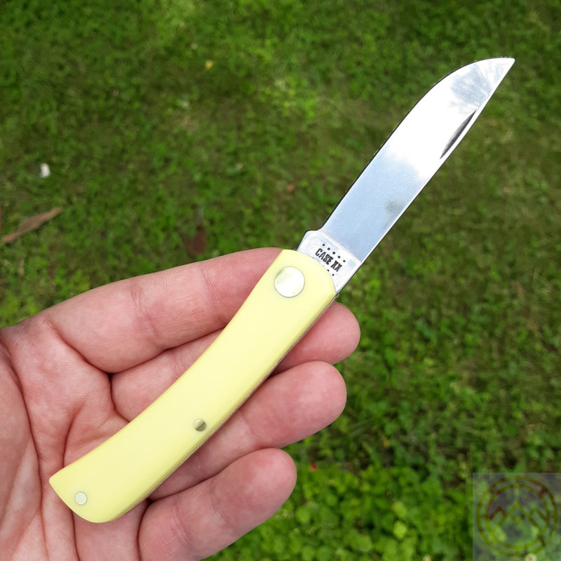 Case XX Sod Buster Jr Pocket Knife Carbon Steel Blade Yellow Synthetic Handle 00032 -Case Cutlery - Survivor Hand Precision Knives & Outdoor Gear Store