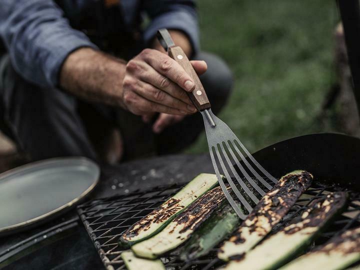 Barebones Living Cowboy Grill Fish Spatula Blackened Stainless Steel Construction/Hook End For Hanging RE467 -Barebones Living - Survivor Hand Precision Knives & Outdoor Gear Store