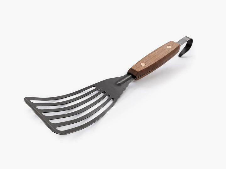 Barebones Living Cowboy Grill Fish Spatula Blackened Stainless Steel Construction/Hook End For Hanging RE467 -Barebones Living - Survivor Hand Precision Knives & Outdoor Gear Store