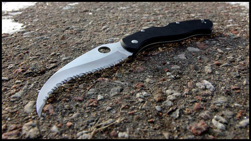 Spyderco Civilian Lockback Folding Knife 4.25" Serrated VG10 Blade G10 Handle C12GS -Spyderco - Survivor Hand Precision Knives & Outdoor Gear Store