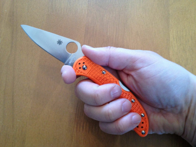 Spyderco Delica 4 Lightweight Pocket Knife 3" VG-10 Steel Blade FRN Handle C11FPOR -Spyderco - Survivor Hand Precision Knives & Outdoor Gear Store