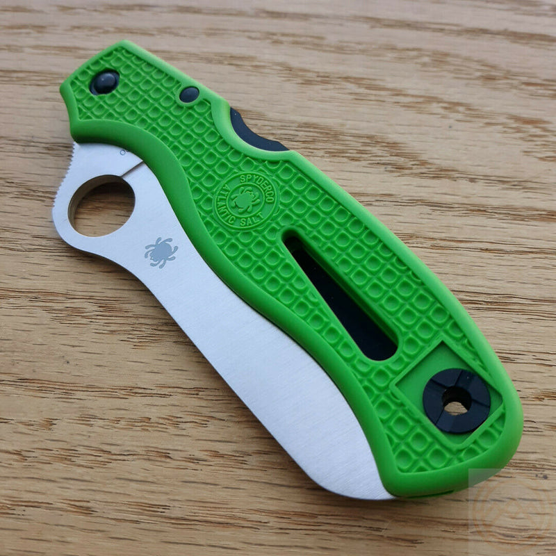 Spyderco Atlantic Salt Lockback Folding Knife 3.63" LC 200 N Tool Steel Blade Green Bi-Directional Texture FRN Handle 89FSGR -Spyderco - Survivor Hand Precision Knives & Outdoor Gear Store