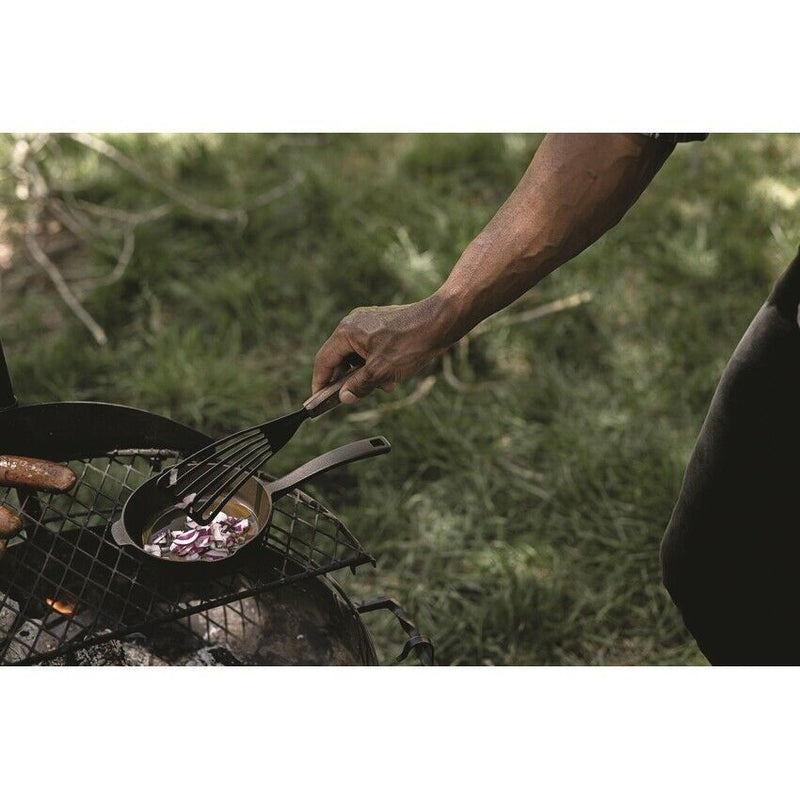 Barebones Living Cast Iron Skillet 6in Liter Capacity Ultra-Polished 12" x 6.75" x 2.25" RE315 -Barebones Living - Survivor Hand Precision Knives & Outdoor Gear Store